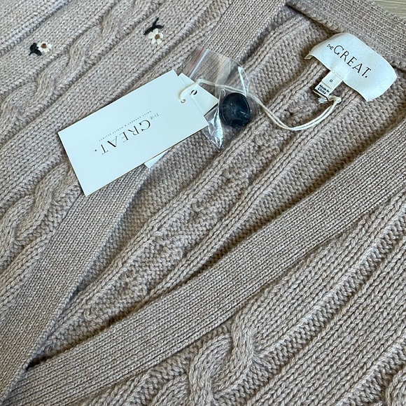NWT The Great. Oatmeal Embroidered Cardigan Sweater. Size 0. - Picture 5 of 10